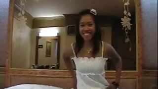 Elle Wungu, gata de olhos azuis, faz sexo anal intenso